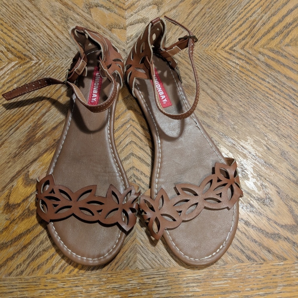 Unionbay sandals